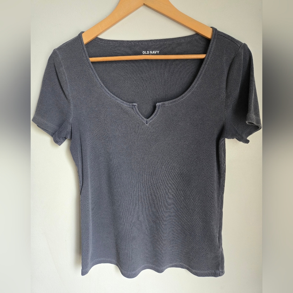 🎁 Old Navy Blue- Gray Cotton Blend T-shirt